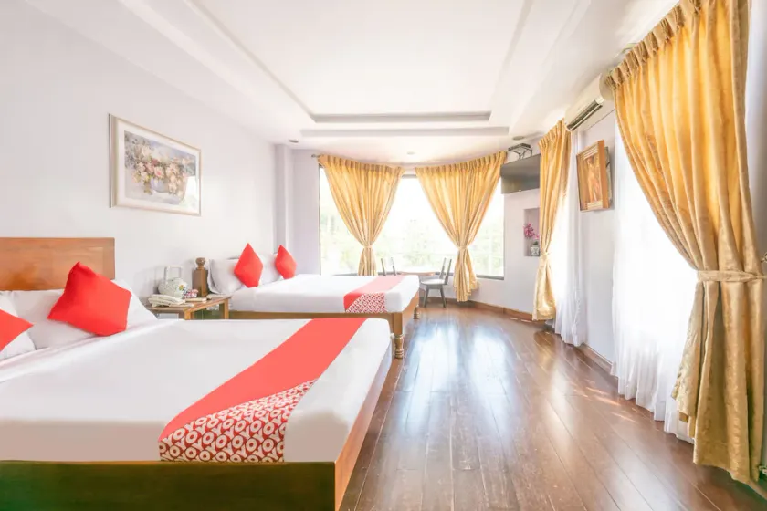 Rivera Hotel by OYO Rooms - Image 1
