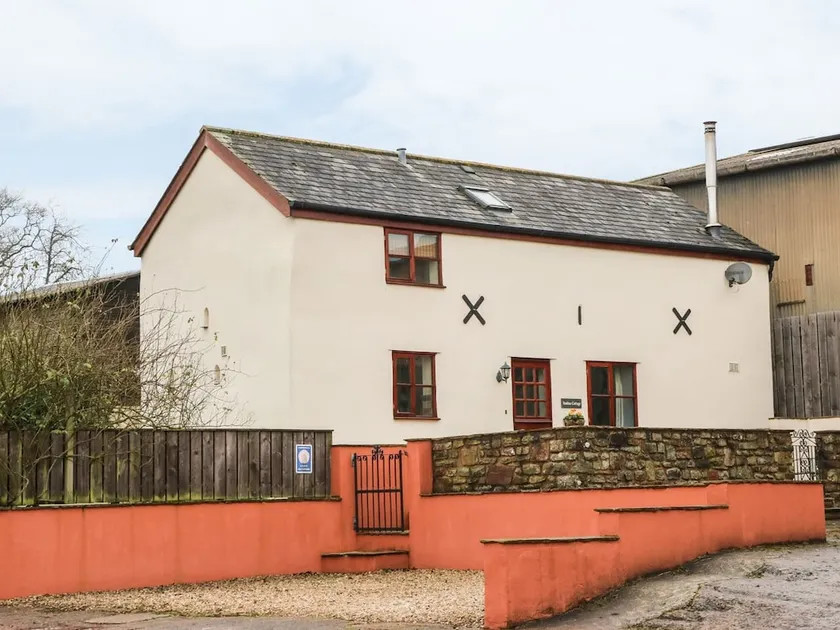 Stables Cottages - Image 1