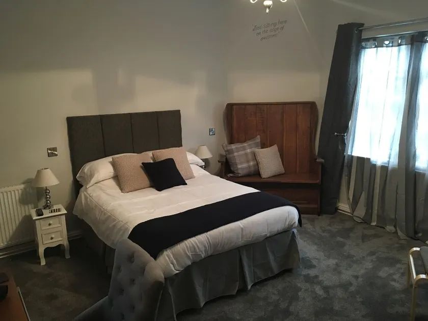 The Blue Bell Inn - Image 1