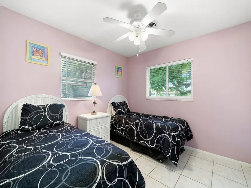 Parkdale Home By Vacation Rental Pros - Image 1