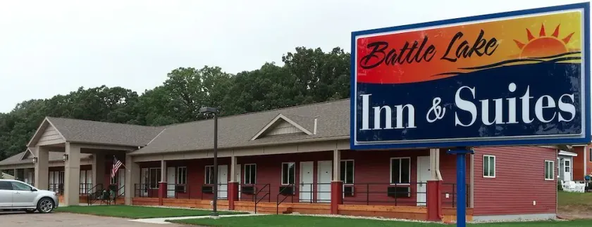 Battle Lake Inn and Suites - Image 1