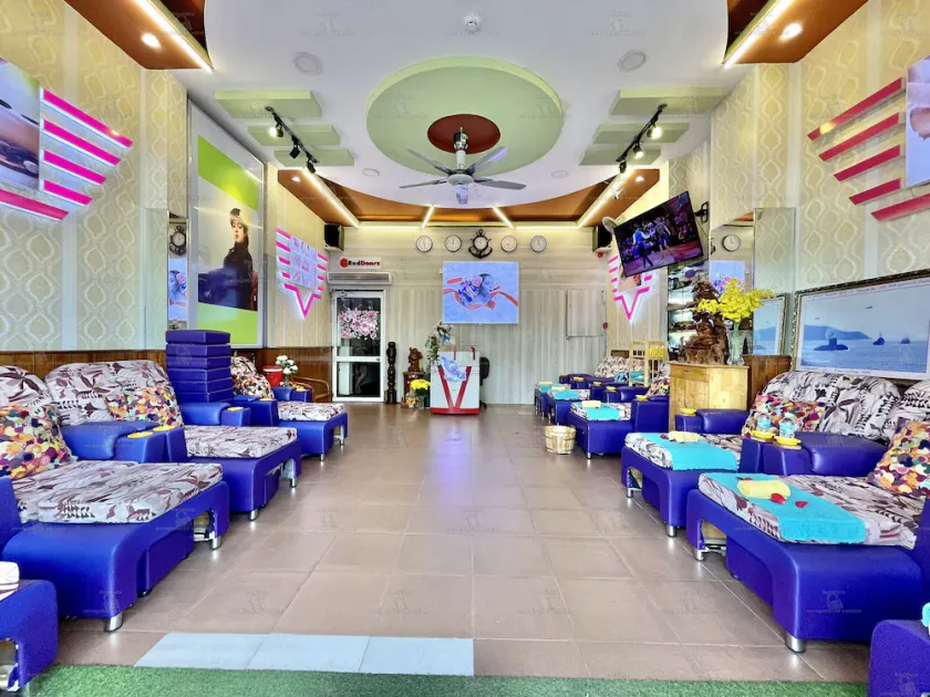 Quan Son 2 Hotel - Image 1