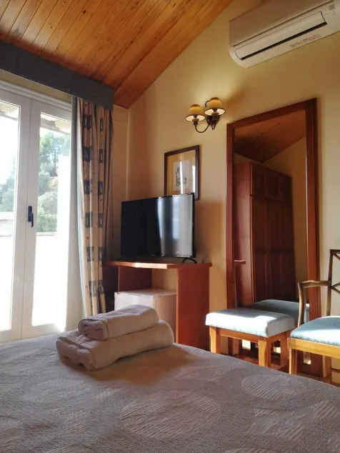 Hotel Las Acacias - Image 1