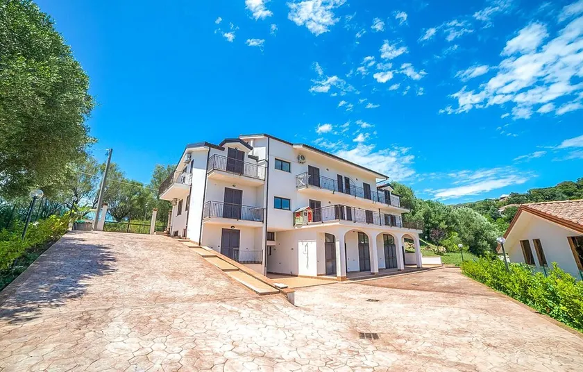 Nice Apartment in Policastro Bussentino With 2 Bedrooms and Wifi - Image 1