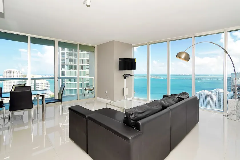 Icon W Brickell by Best Miami Vacations - Image 1