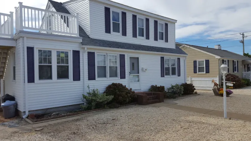 The Beach House - Image 1