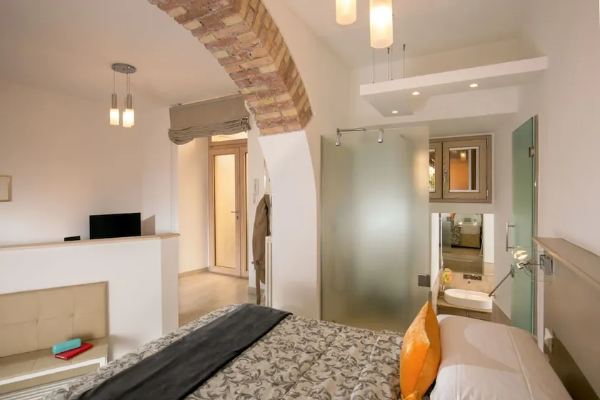 Vatican Suites Inn - Image 1