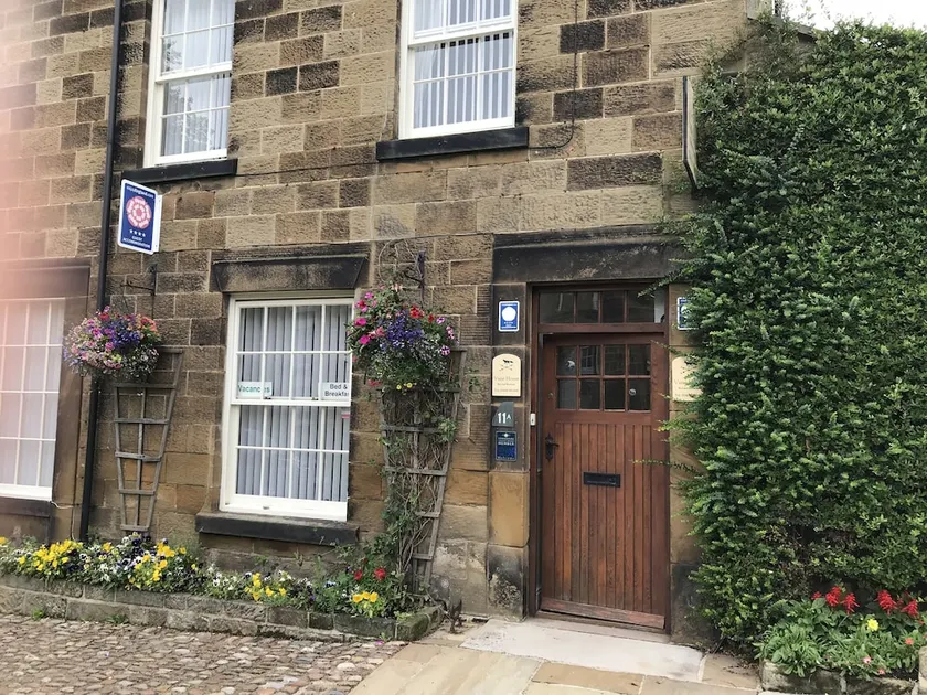 Vane House B&B - Image 1