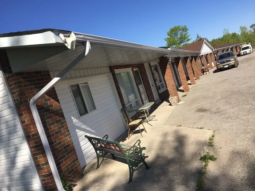 Collingwood Motel - Image 1