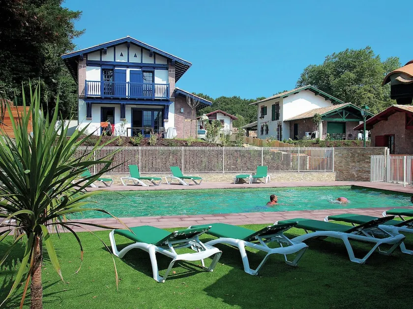 Villa in Basque Style near Sea - Image 1