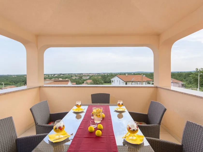 Modern Furnished Three Bedrooms Villa With Private Pool and Garden - Image 1