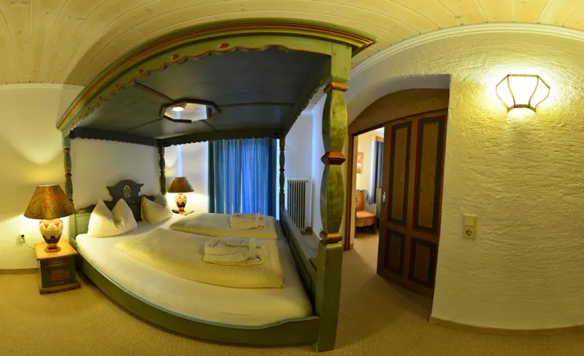Hotel Edelweiss - Image 1