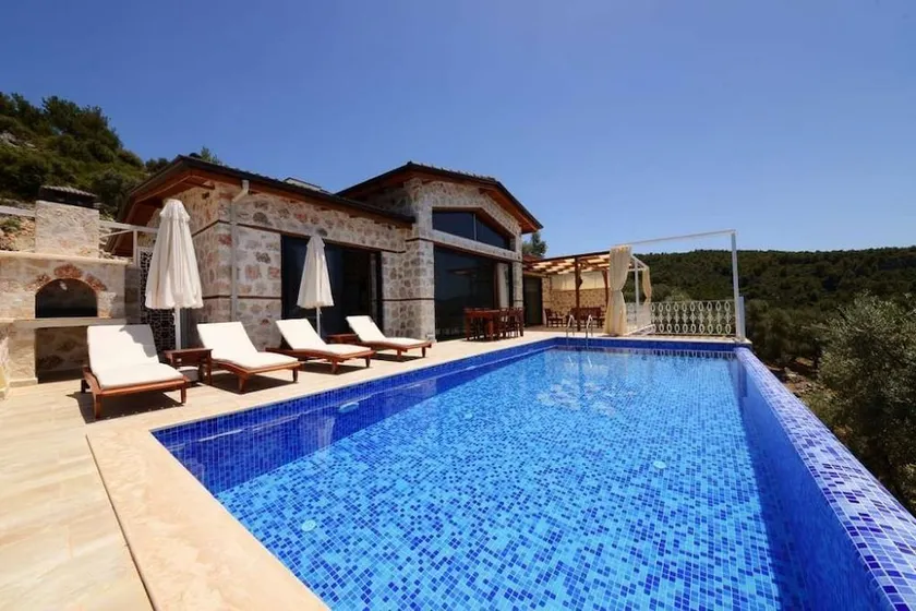 Villa Karen - Image 1