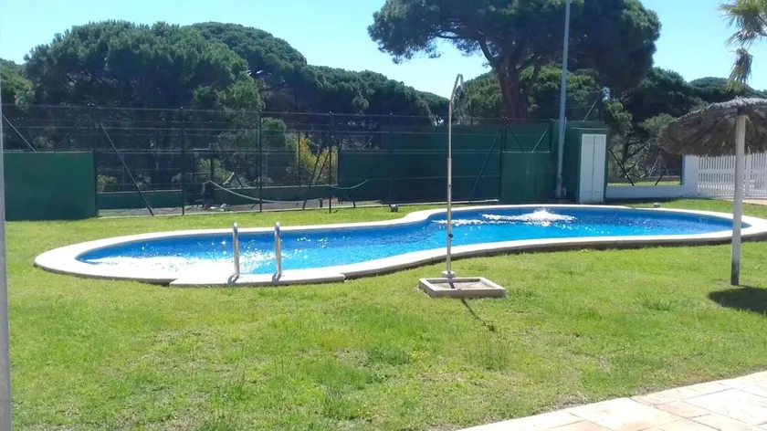 Villa With 4 Bedrooms in Roche, With Pool Access, Furnished Garden and - Image 1