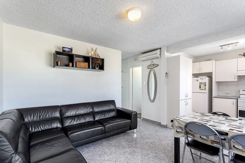 Sunset Court, Unit 1, 3 Resthaven Avenue - Image 1