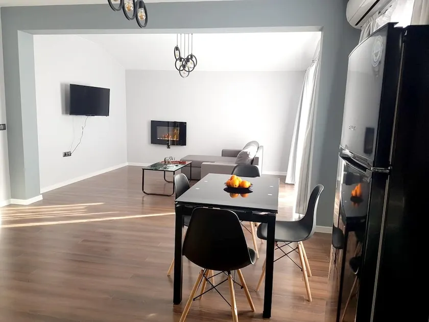 Apartment With one Bedroom in Karlovo, With Wonderful City View, Terrace and Wifi - Image 1