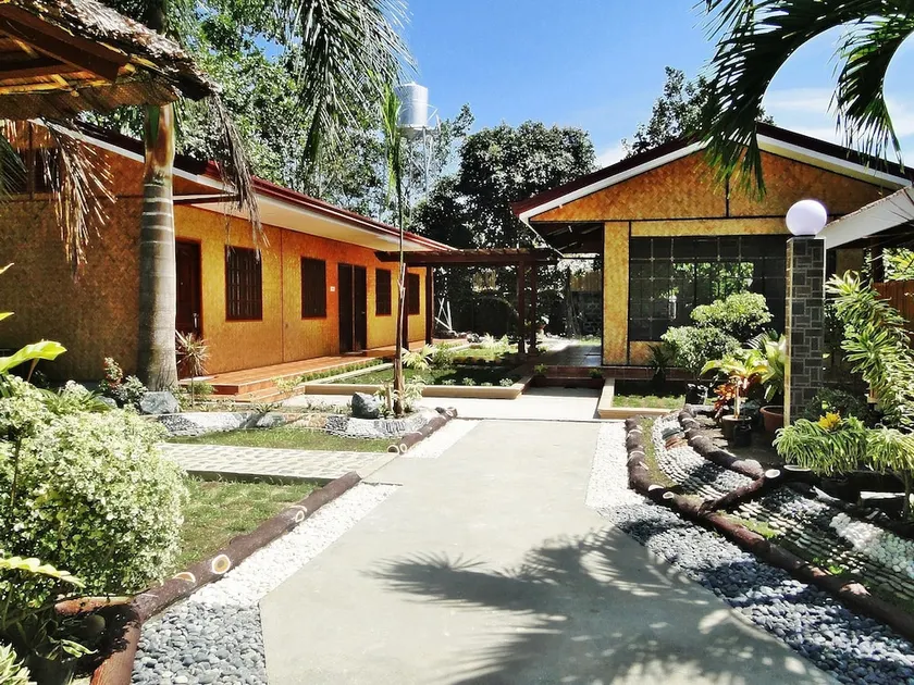 Susan's Place Palawan - Image 1