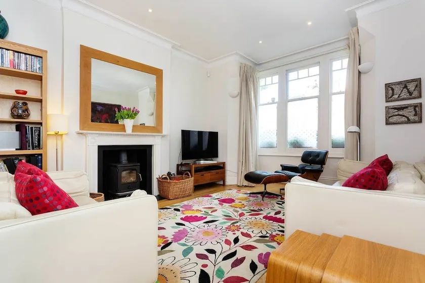 Chiswick Family Home - Image 1