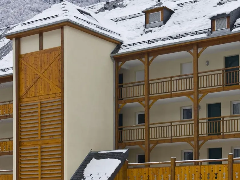 Well-kept Apartment in a Mountain Village With Thermal Baths - Image 1