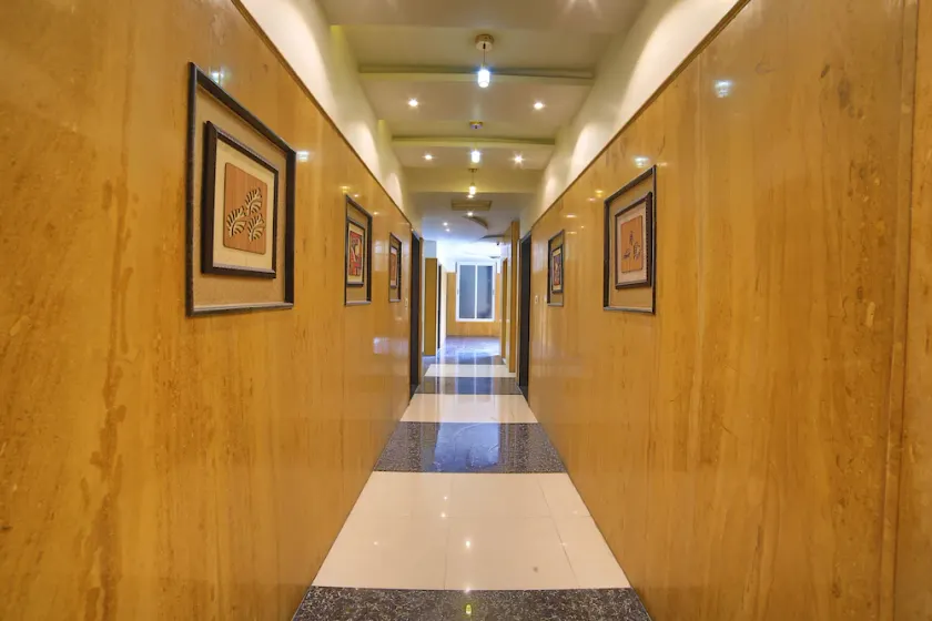 Shrinath Hotel & Restaurant, Abu Road - Image 1