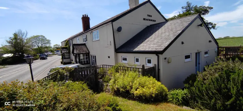 The Blackbird Inn - Image 1