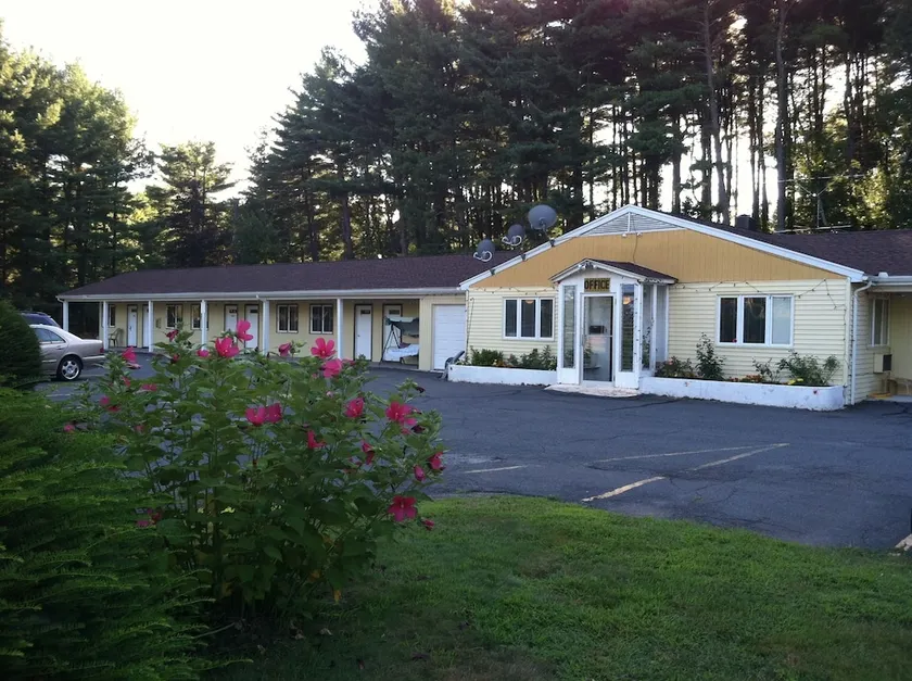 Granby Motel - Image 1