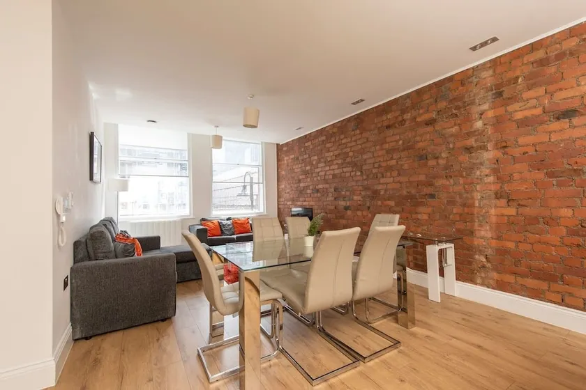 Stunning New Build Modern Apt Extremely Central Near Piccadilly And Gay Village - Image 1