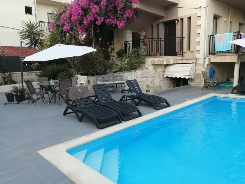 Iliana Apartments - Image 1