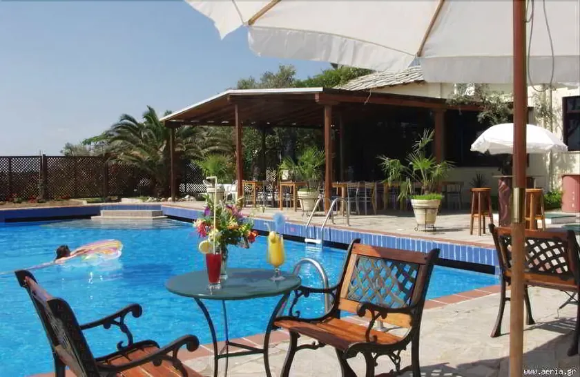 Aeria Hotel - Image 1