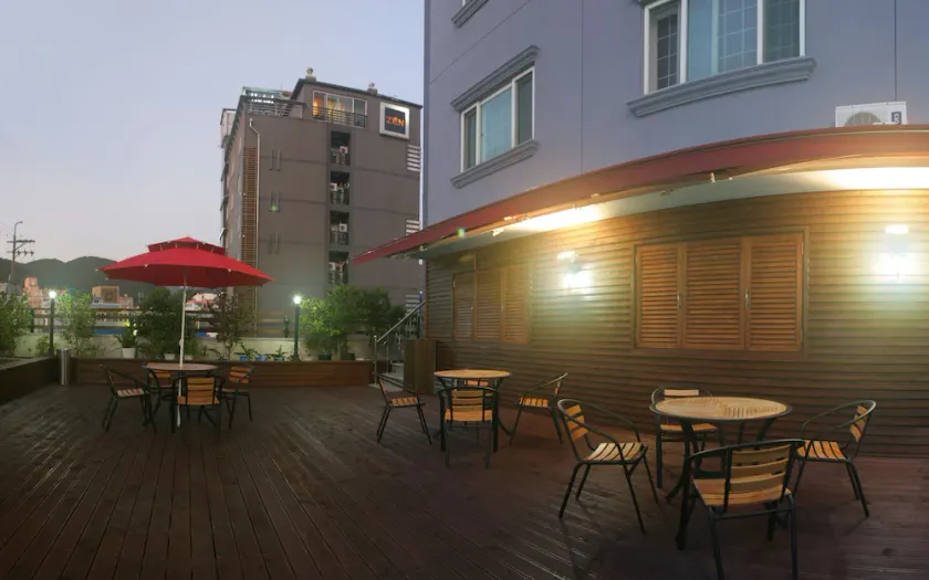 CnC Hotel - Image 1