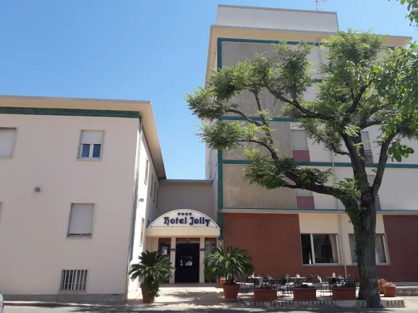 Hotel Jolly - Image 1