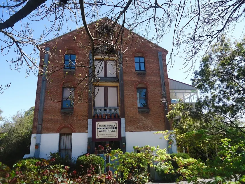Accommodation In An Historic Warehouse - Image 1