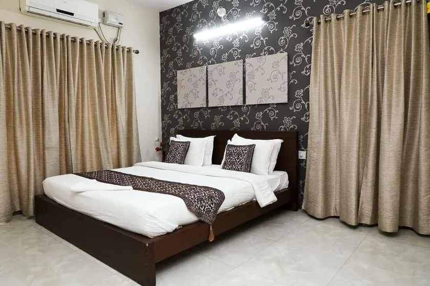 Pink Petals Service Apartment by WB Hotels, Bangalore ,India - Image 1