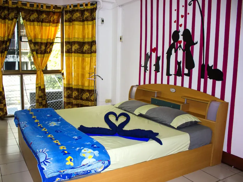Walk Inn Guesthouse - Image 1