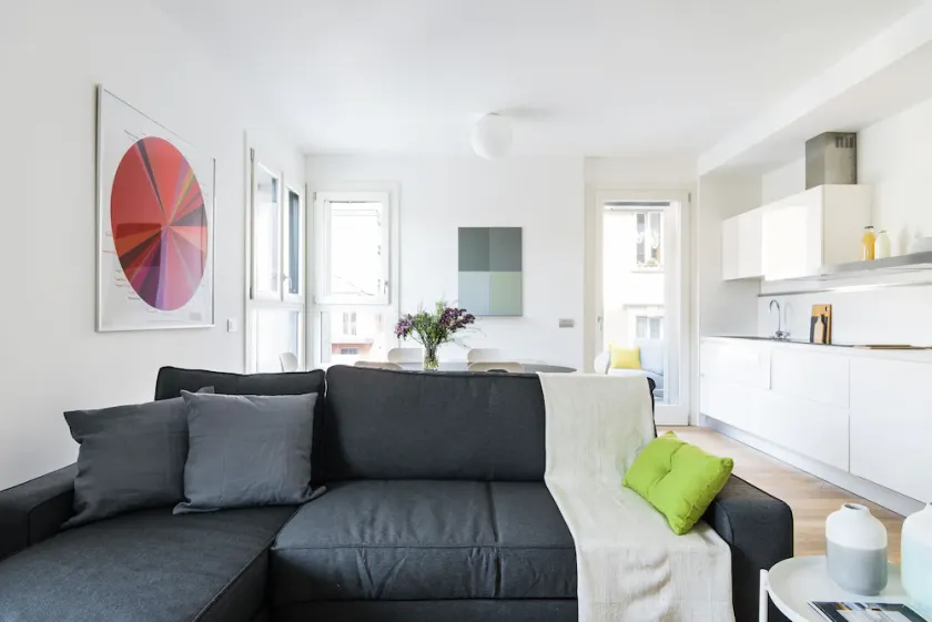 Home At Hotel - Sormani - Image 1