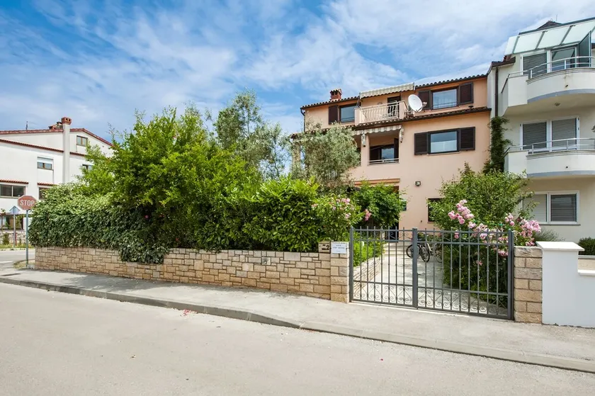 Vila Dolores - Image 1