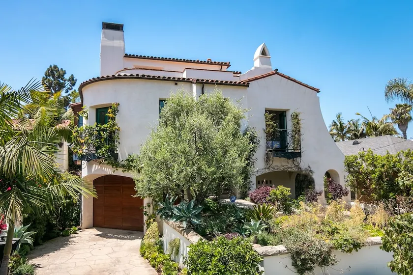 2br/2ba W/ Outdoor Kitchen & Mt. View, Near Beach 2 Bedroom Duplex - Image 1