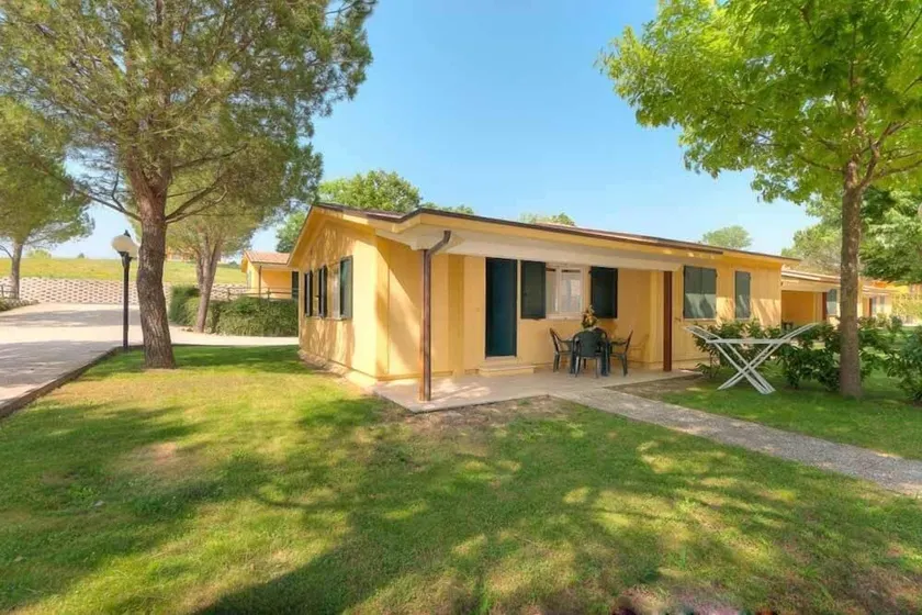 Verde Azzurro Holiday Village - Image 1