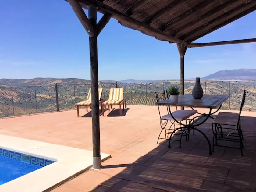 Spacious Villa With Private Pool and Stunning Views Near Iznájar - Image 1