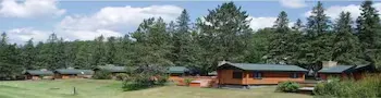 Chalets - Image 1