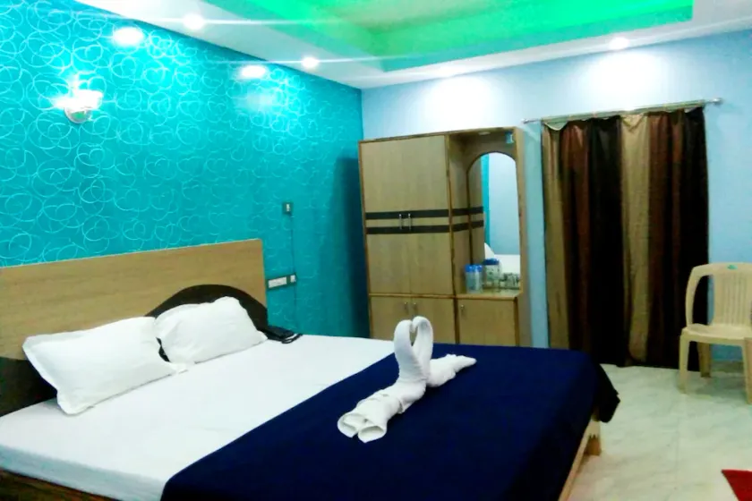 Goroomgo Hotel Puri Inn Puri - Near Temple and Walkable Distance From Swargadwar Golden Sea Beach - Image 1