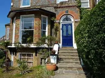 Broadstairs House - Image 1