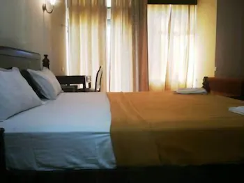 Royal Mirage Beach Hotel - Image 1