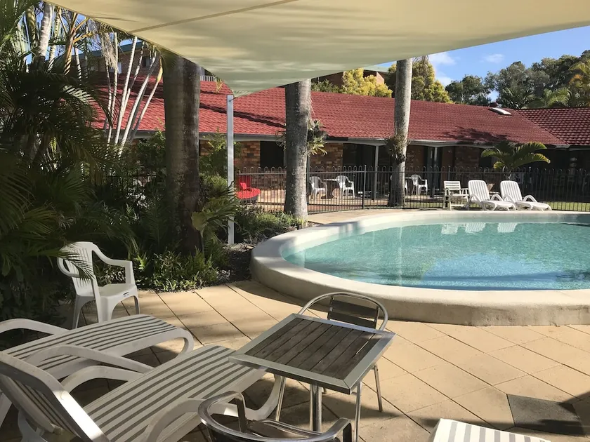 Hervey Bay Colonial Lodge - Image 1