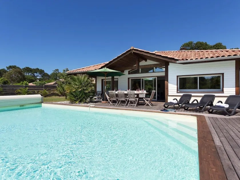 Villa in France with Private Pool - Image 1