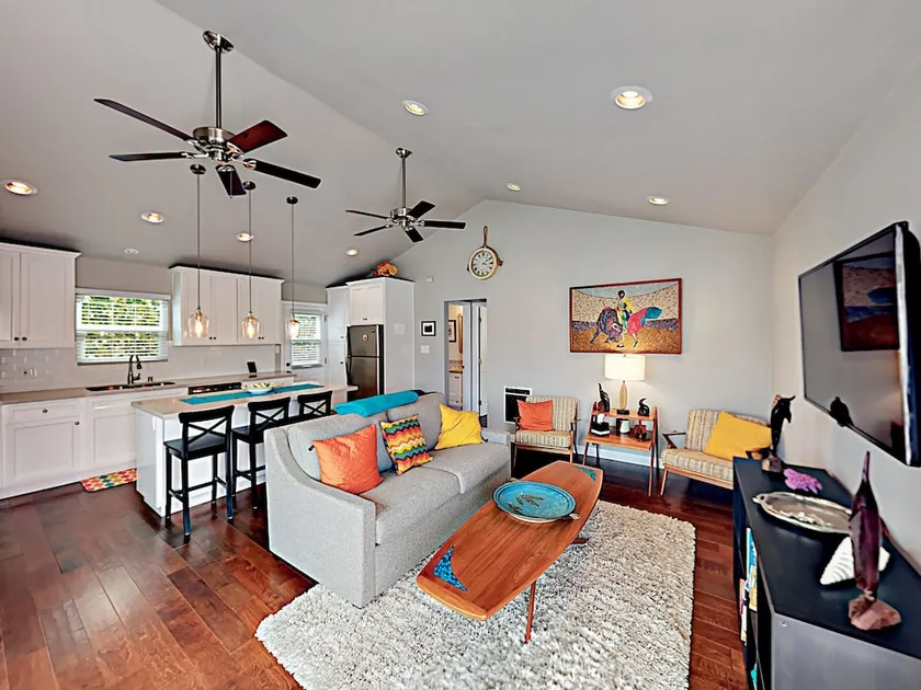 Seaside Secret - 1 Br Home - Image 1