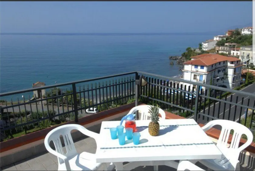 Apartment With 2 Bedrooms in Vibonati, With Wonderful sea View, Furnis - Image 1