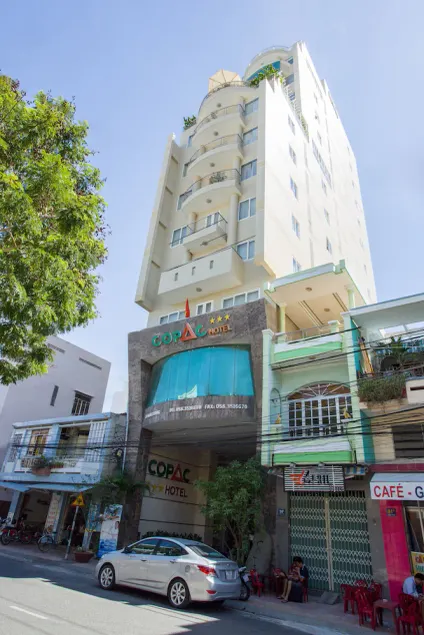 Copac Hotel - Image 1