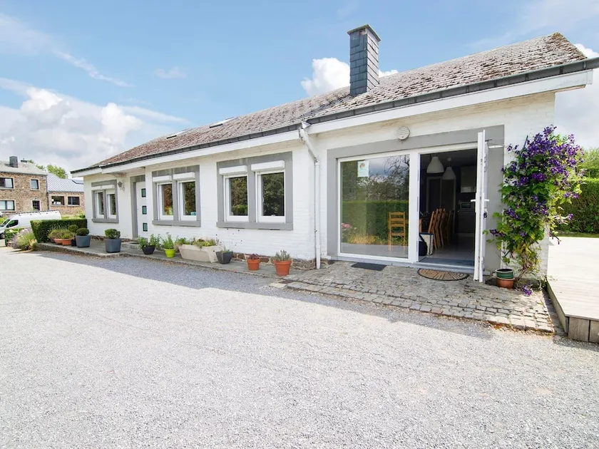 Picturesque Holiday Home in Nassogne with Garden - Image 1