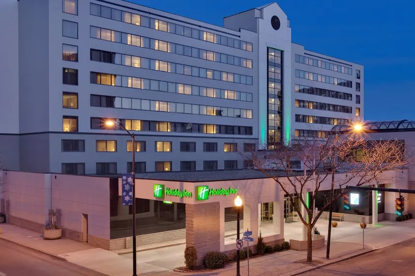 Holiday Inn Bridgeport-Trumbull-Fairfield - Image 1